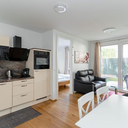 Modern Apartment With Tiny Garden Near City Center Wien Eksteriør billede