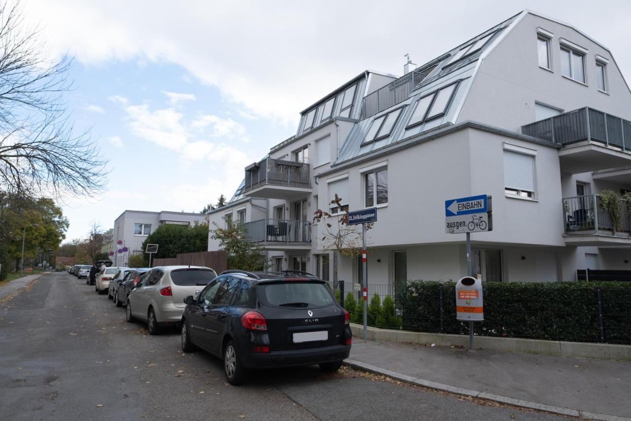 Modern Apartment With Tiny Garden Near City Center Wien Eksteriør billede
