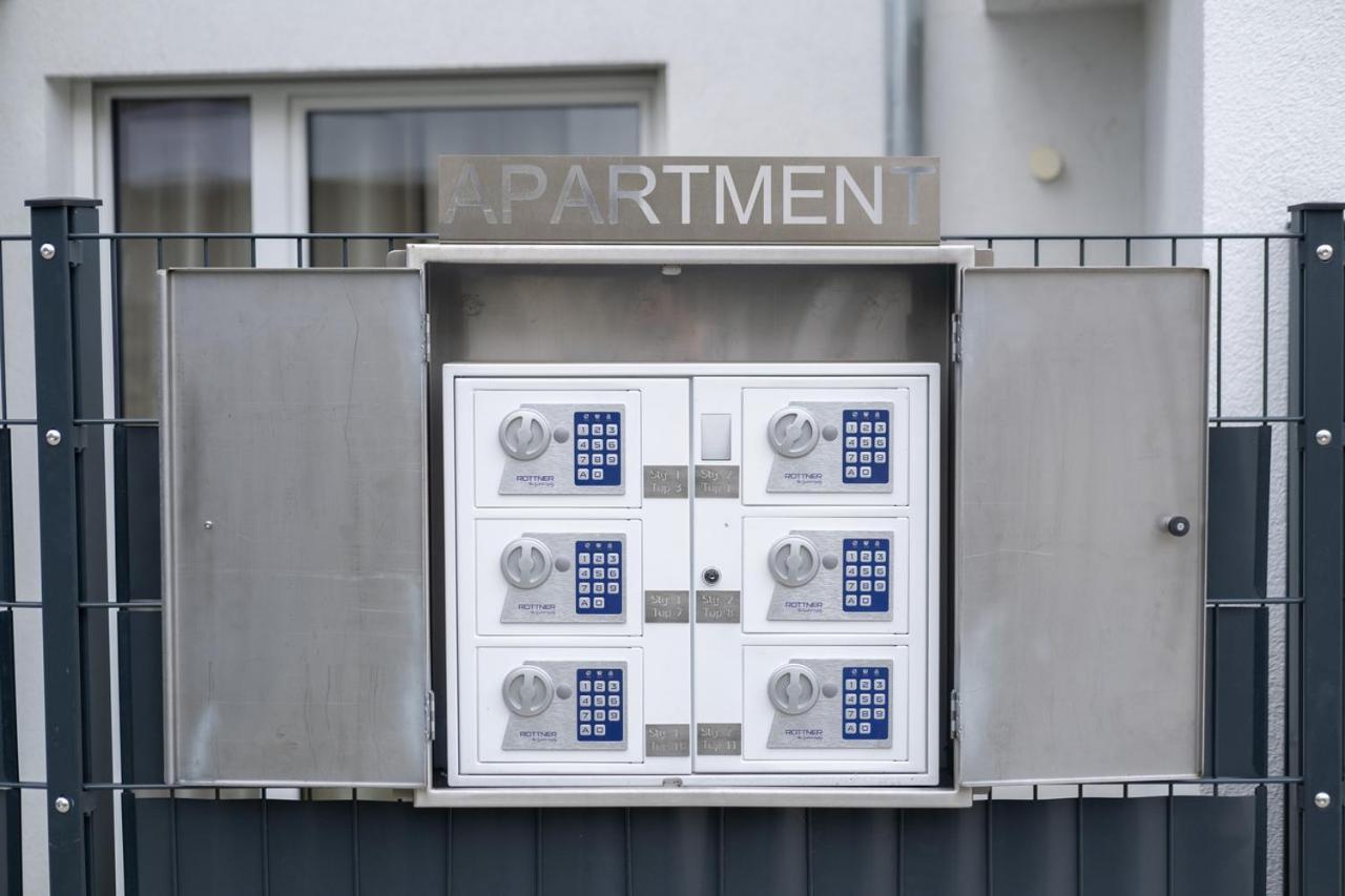 Modern Apartment With Tiny Garden Near City Center Wien Eksteriør billede